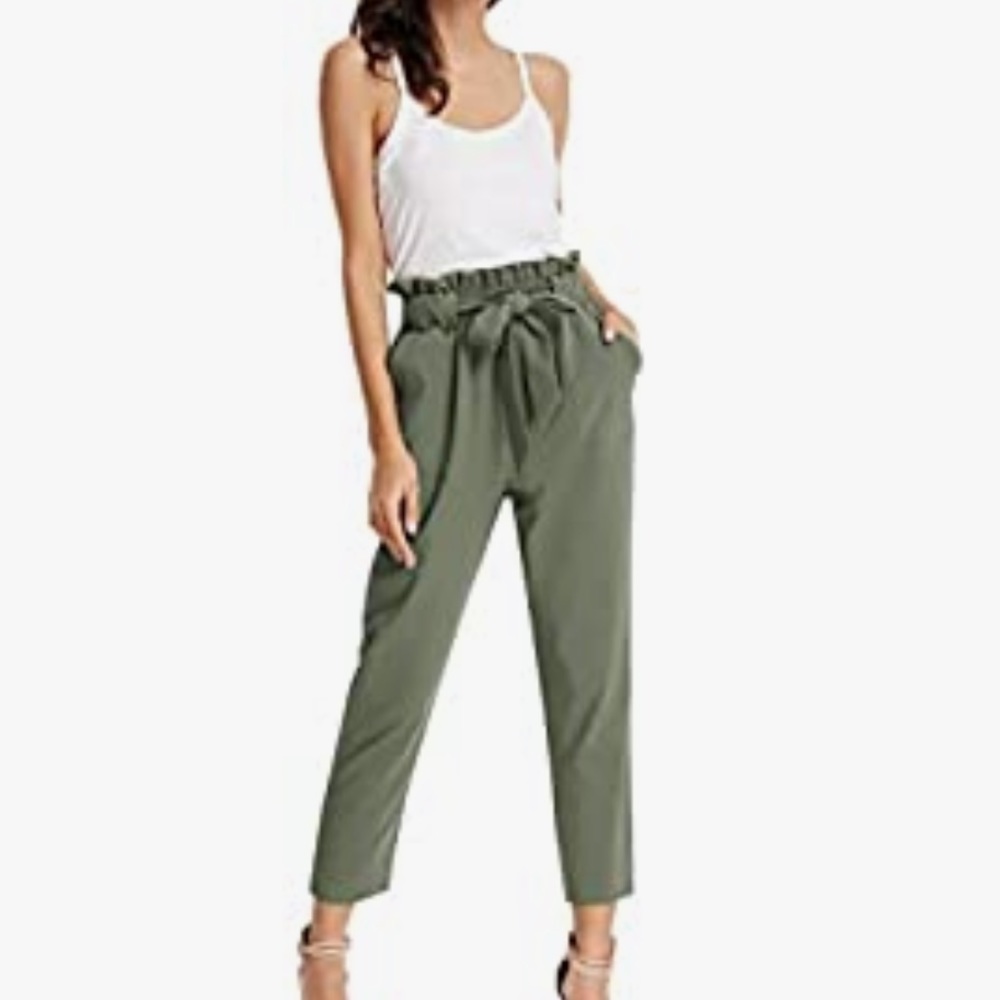 Cropped Paper Bag Waist Pants. green